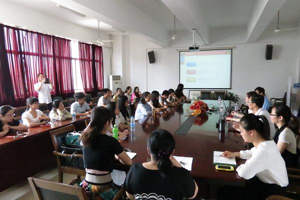 麻豆做爱
举办北京外国语大学2014年暑期夏令营宣讲会